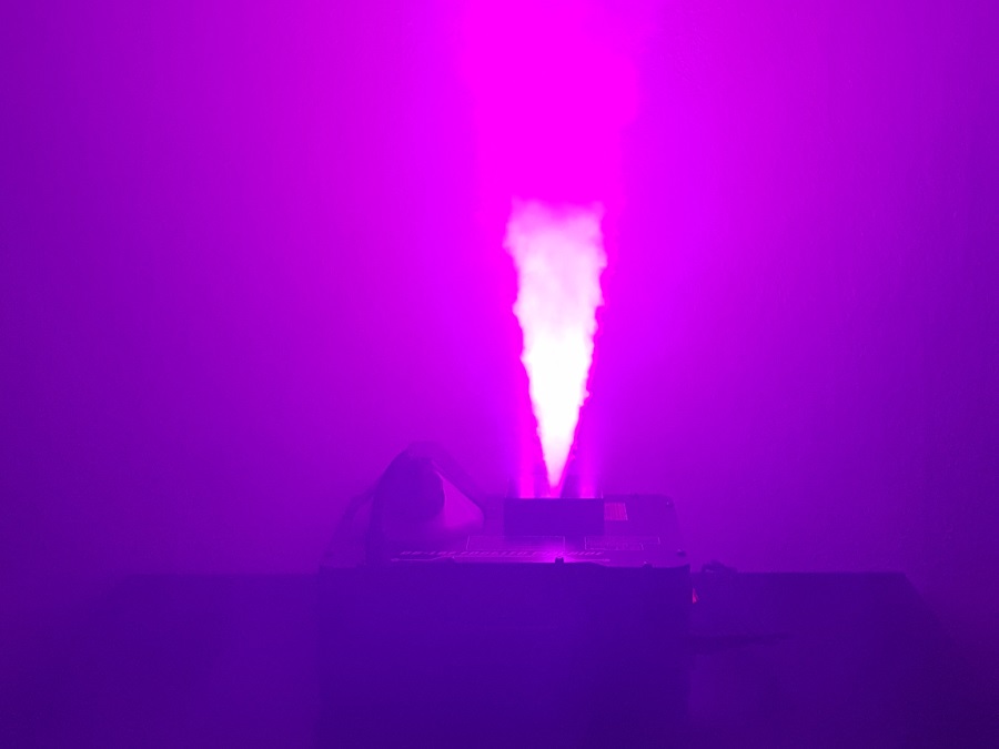 Nebelmaschine mit Licht